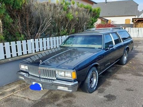 Pontiac Divers Parisienne Safari 1985 occasion Niffer 68680