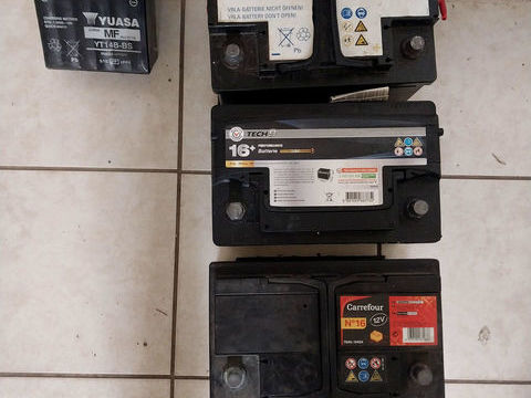 Pi&egrave;ces et &eacute;quipements Voiture Pi&egrave;ces et &eacute;quipements Voiture  occasion Valence 26000