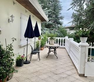  Maison � vendre 9 pi�ces 300 m�