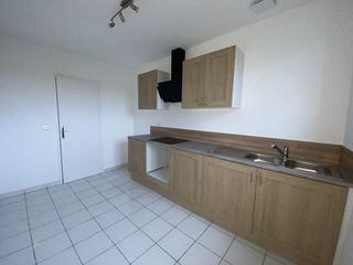  Appartement � louer 4 pi�ces 84 m�