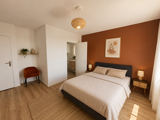  Chambre à louer 8 pièces 160 m²