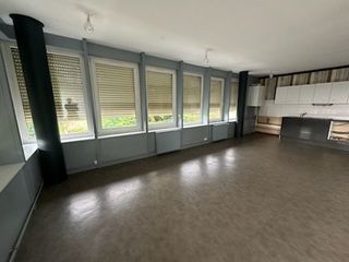  Appartement � louer 4 pi�ces 115 m�