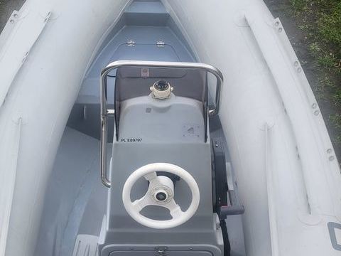 Bateaux &agrave; moteur Pneumatique - Semi-rigide 2012 occasion Delincourt 60240