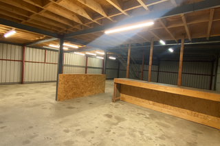  Atelier � louer 2 pi�ces 200 m�