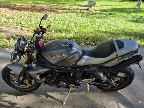 Moto TRIUMPH 2011 occasion Nantes 44200