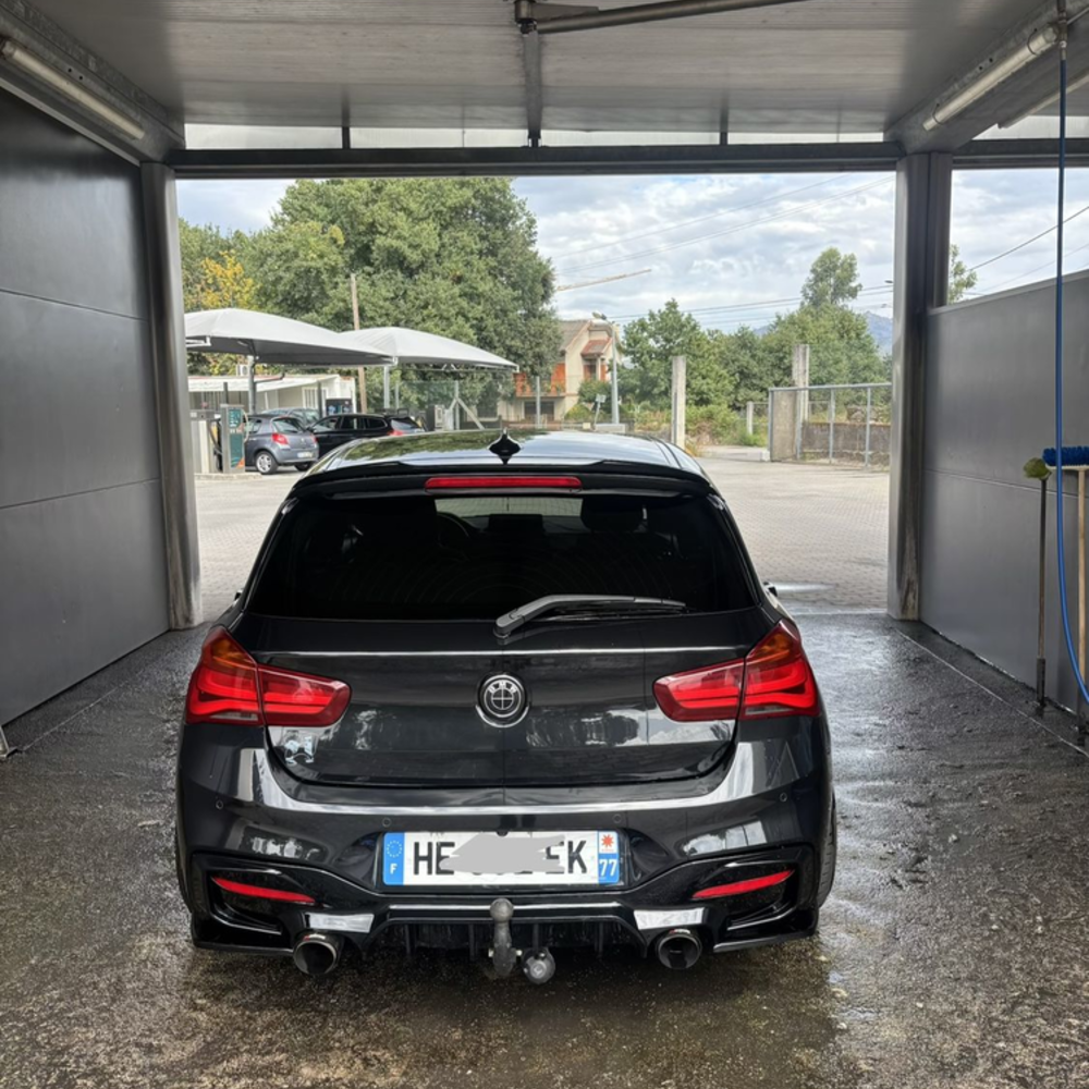 S&eacute;rie 1 120i 184 ch BVA8 Lounge 2017 occasion 77400 Lagny-sur-Marne