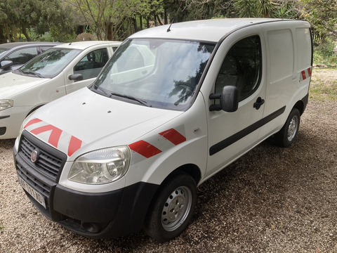 Fiat Doblo DOBLO CARGO TOLE 1.6 BUSINESS GNV 2010 occasion Hy&egrave;res 83400