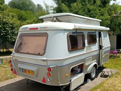 ERIBA Caravane 2006 occasion Aigrefeuille-d'Aunis 17290