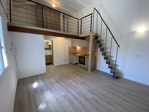   Le Thor centre ? T1 34 m� avec mezzanine ? Clim r�versible Appartement - 2 pi�ce(s) - 34 m�