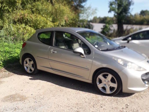 Pi&egrave;ces et &eacute;quipements Voiture Pi&egrave;ces et &eacute;quipements Voiture  occasion Cadaujac 33140