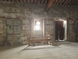  Remise / Grange � vendre 4 pi�ces 101 m�