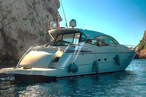 Bateaux &agrave; moteur Vedette - Yacht - Offshore 2005 occasion Saint-Tropez 83990