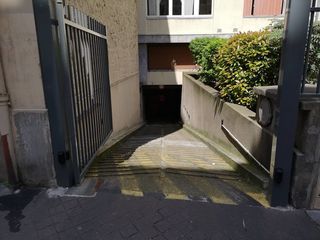  Parking / Garage � louer 4 m�