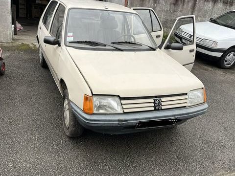 PEUGEOT Voiture 1986 occasion Lure 70200