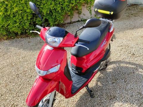 Scooter PEUGEOT 2023 occasion Tonnerre 89700