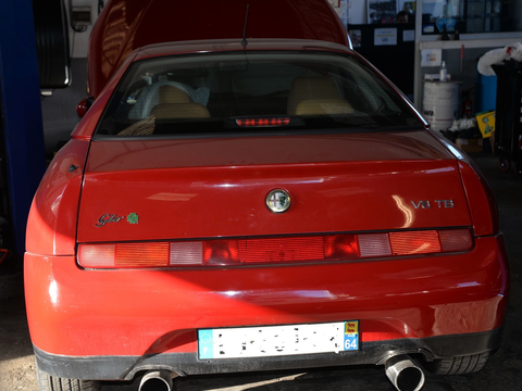 Alfa Romeo GTV 2.0i V6 Tbo 1996 occasion Pau 64000