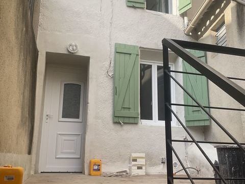   maison de village avec terrasse et petite courette Maison - 1 pi�ce(s) - 60 m�