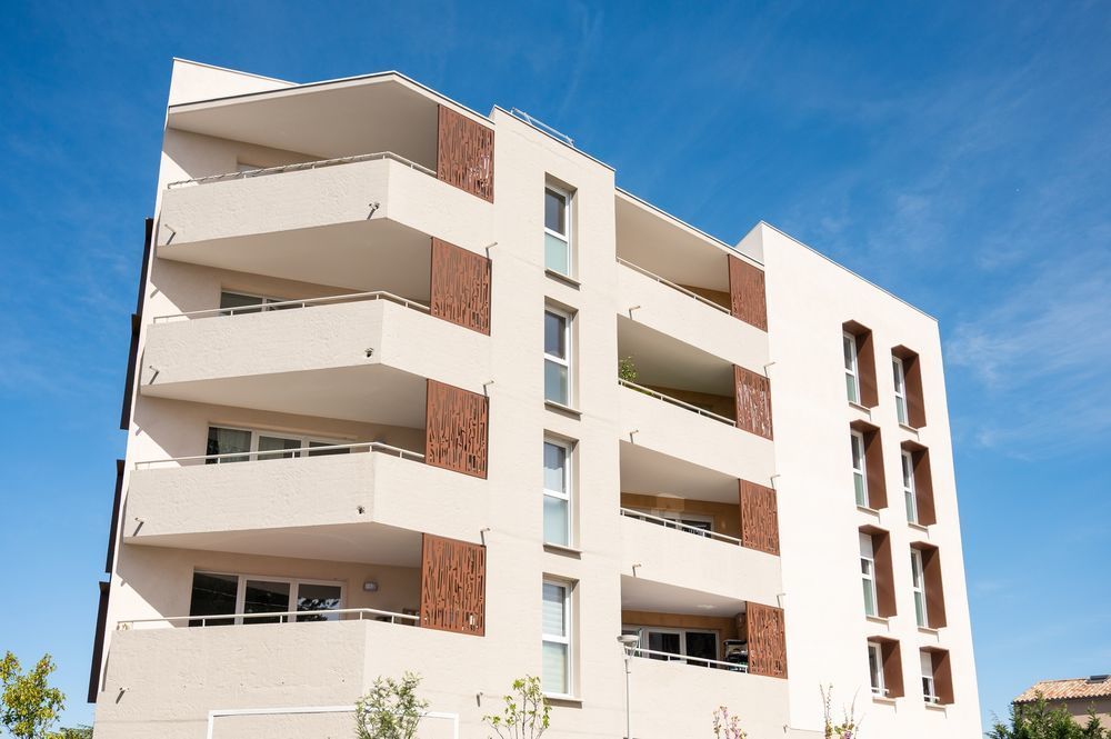   Fréjus (83600)