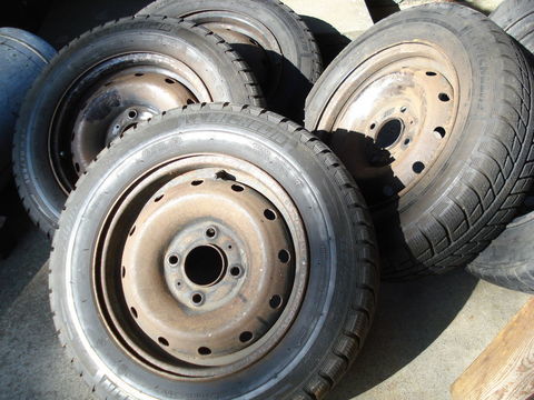 Pi&egrave;ces et &eacute;quipements Voiture Pi&egrave;ces et &eacute;quipements Voiture  occasion Monnetier-Mornex 74560