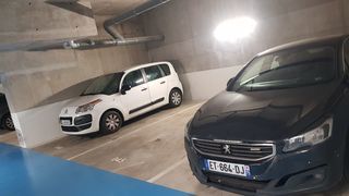  Parking / Garage � louer 18 m�