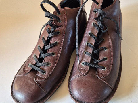 KIckers originales en 40 femme . comme neuve, cuir satin int 50 Saumur (49)