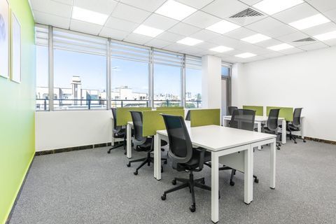 Trouvez un espace de coworking &agrave; Cachan, Avenue Aristide Briand  229 94230 Cachan