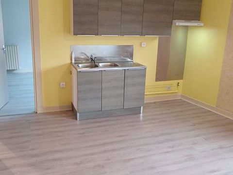   T3 CENTRE VILLE Appartement - 4 pi�ce(s) - 53 m�