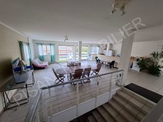  Maison � vendre 5 pi�ces 241 m�