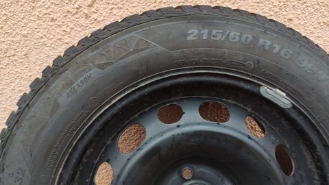 Pi&egrave;ces et &eacute;quipements Voiture Pi&egrave;ces et &eacute;quipements Voiture  occasion Pierre-de-Bresse 71270