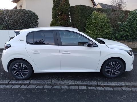 Peugeot 208 PureTech 100 S&S EAT8 Style 2023 occasion Vezin-le-Coquet 35132