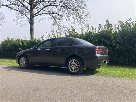 Alfa Romeo 156 1.9 JTD - 115 S&eacute;lective 2004 occasion Montreuil 62170