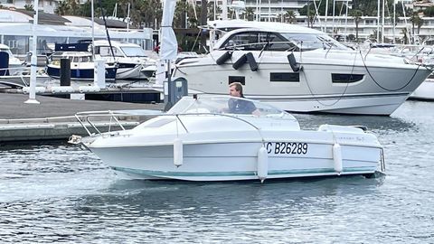Bateaux &agrave; moteur Vedette - Yacht - Offshore 2000 occasion Cavalaire-sur-Mer 83240