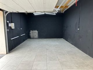  Parking / Garage à louer 80 m² Lille