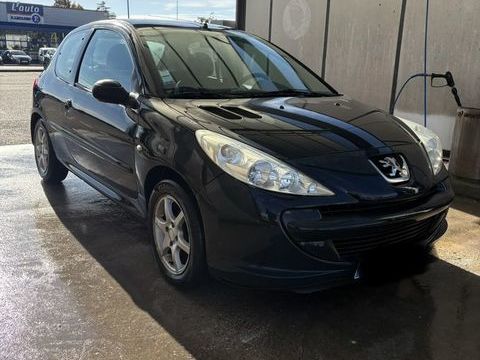 Peugeot 206 + 1.1e 60ch S&eacute;rie Limit&eacute;e Attractive 2011 occasion Lagupie 47180