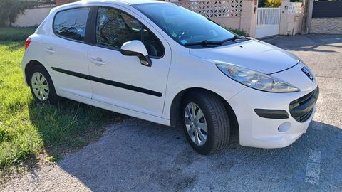 Peugeot 207 1.4 HDi 70ch Ex&eacute;cutive 2007 occasion &Eacute;venos 83330