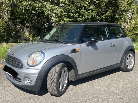 Mini Cooper Hatch 1.6i - 120 Pack Chili A 2009 occasion Aix-en-Provence 13100