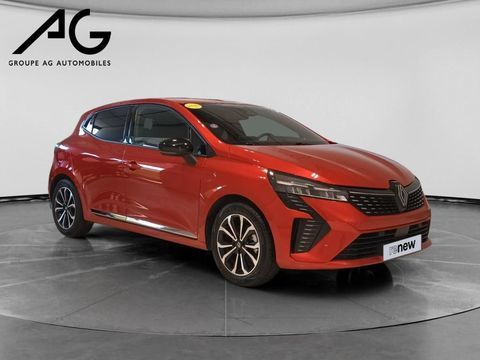 Renault Clio V Clio E-Tech full hybrid 145 Techno 2023 occasion Charleville-M&eacute;zi&egrave;res 08000