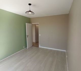  Appartement � louer 3 pi�ces 80 m�