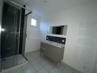  Appartement � louer 4 pi�ces 84 m�