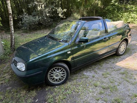 Volkswagen Golf Cabriolet 2.0i Carat 2001 occasion Le Cellier 44850
