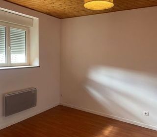  Appartement � louer 5 pi�ces 100 m� Tain-l'hermitage