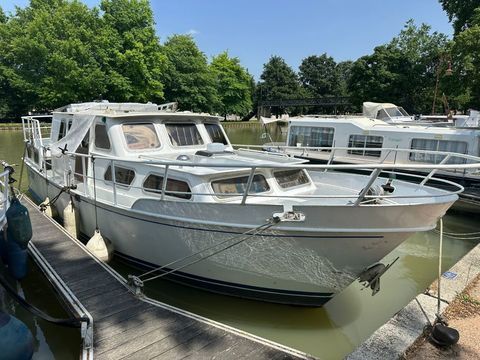 Bateaux &agrave; moteur Bateau fluvial 1988 occasion &Eacute;vreux 27000