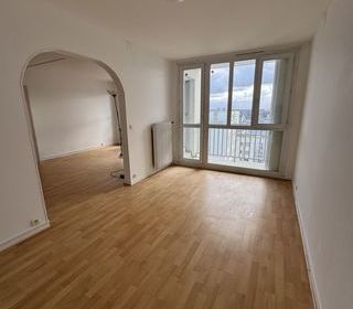  Appartement � louer 5 pi�ces 89 m�