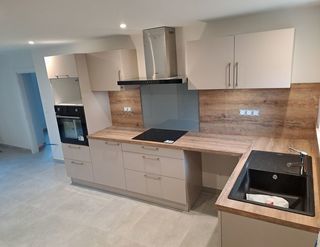  Maison � louer 6 pi�ces 157 m�