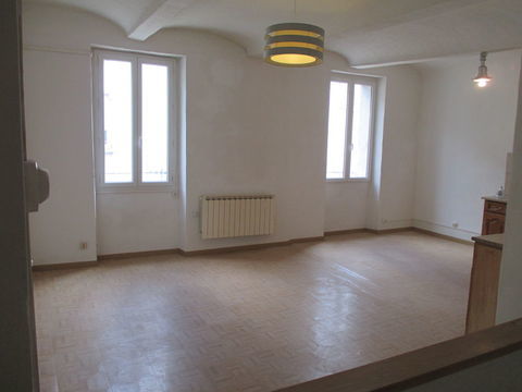   T4 de 86m� plein centre de bess�ges Appartement - 4 pi�ce(s) - 86 m�