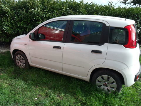 Fiat Panda S&eacute;rie 2 Business 1.2 69 ch Lounge Business 2019 occasion Cherves-Richemont 16370