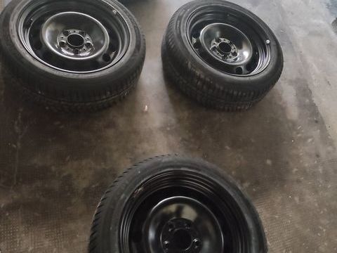 Pi&egrave;ces et &eacute;quipements Voiture Pi&egrave;ces et &eacute;quipements Voiture  occasion Moyeuvre-Grande 57250