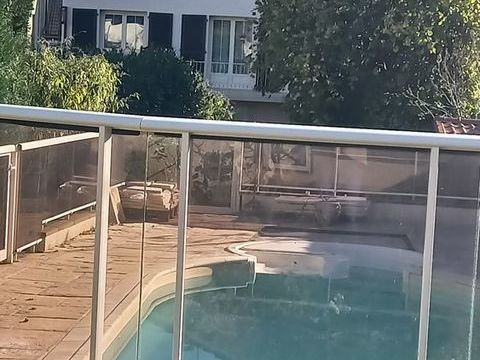   MAISON DE VILLE AVEC PISCINE Maison - 6 pi�ce(s) - 156 m�