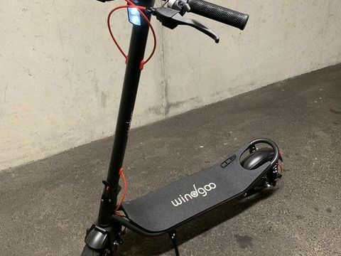 Trottinette lectrique Windgoo 300 Aix-les-Bains (73)
