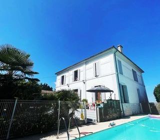  Maison � vendre 10 pi�ces 266 m�